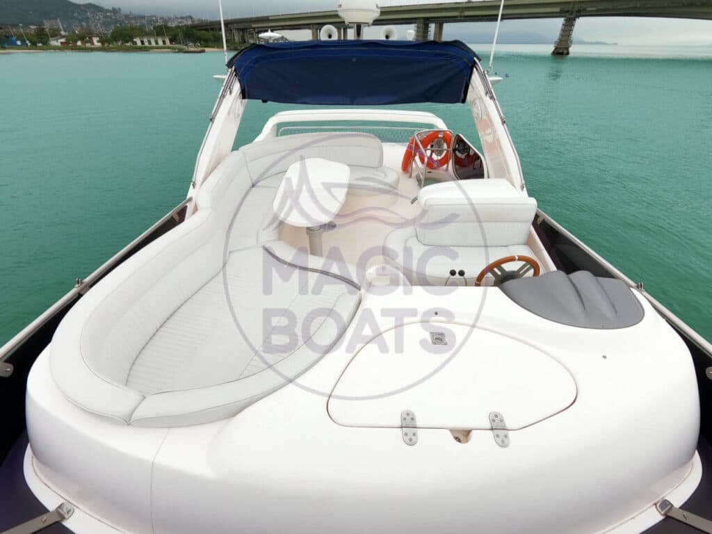 F02 - Intermarine 560- Magic Boats Aluguel de Lanchas - 8
