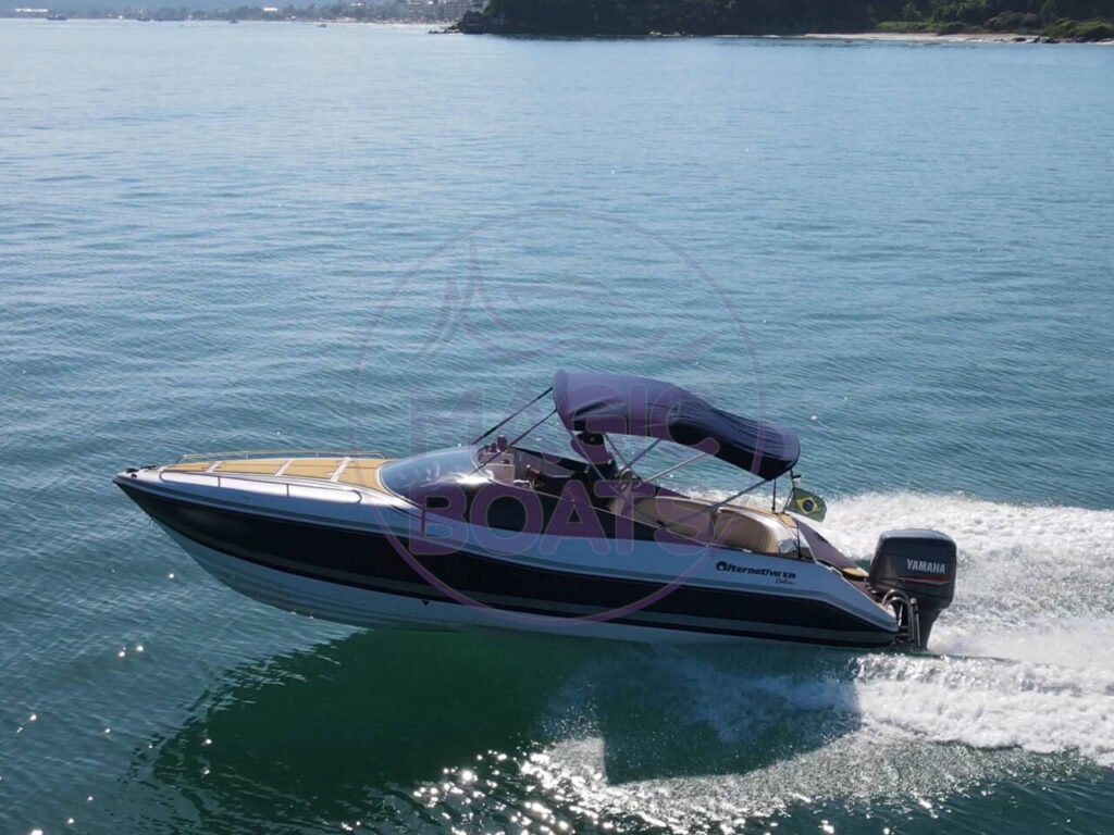 Alternativa 630 Cabin C27 - Magic Boats Aluguel de Lanchas - 1