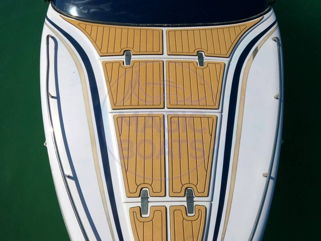 Alternativa 630 Cabin C27 - Magic Boats Aluguel de Lanchas