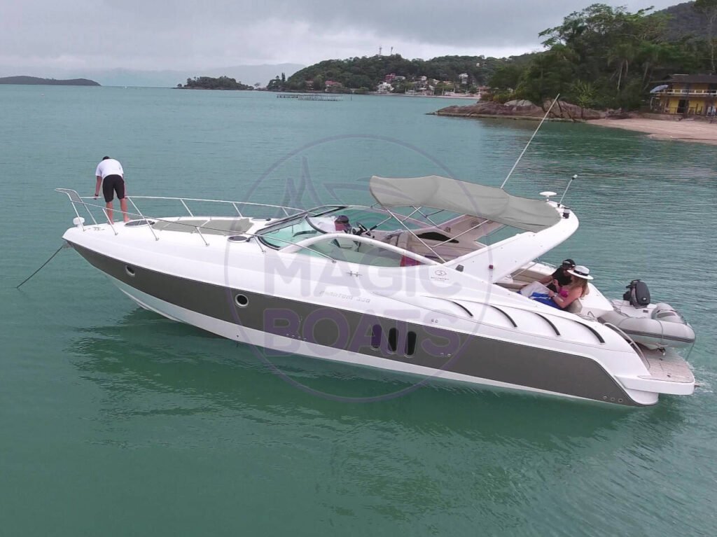 C75 - Phantom 360 - Magic Boats Aluguel de Lanchas - 3