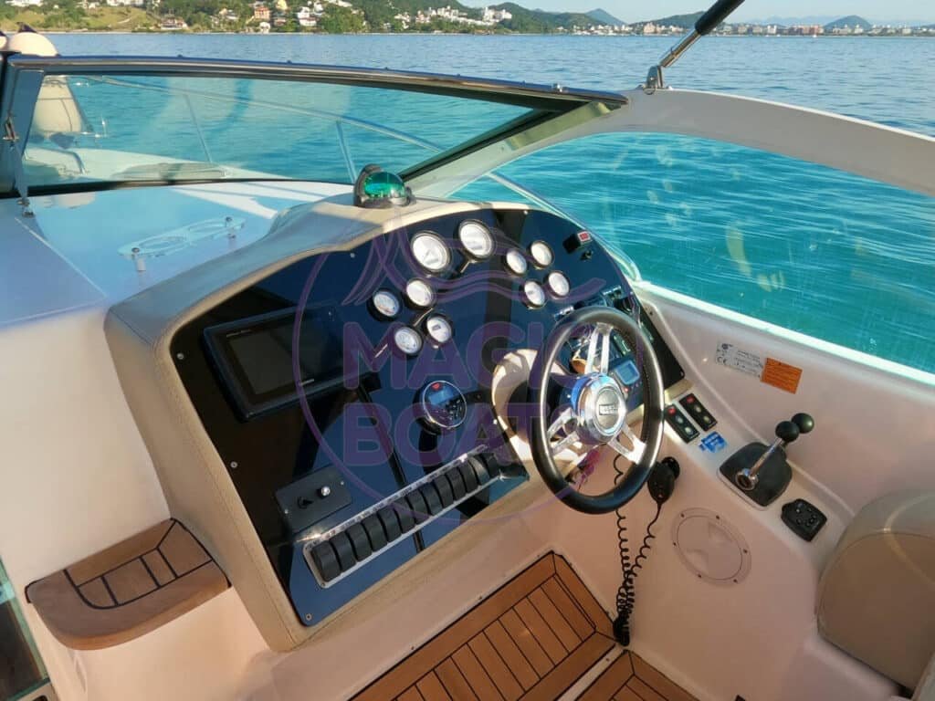 Phantom-360-C80-Magic-Boats-Aluguel-de-Lanchas-Comando