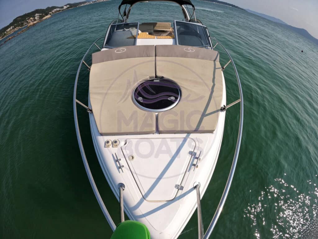 Phantom-300-C14-Magic-Boats-Aluguel-de-Lanchas-Proa