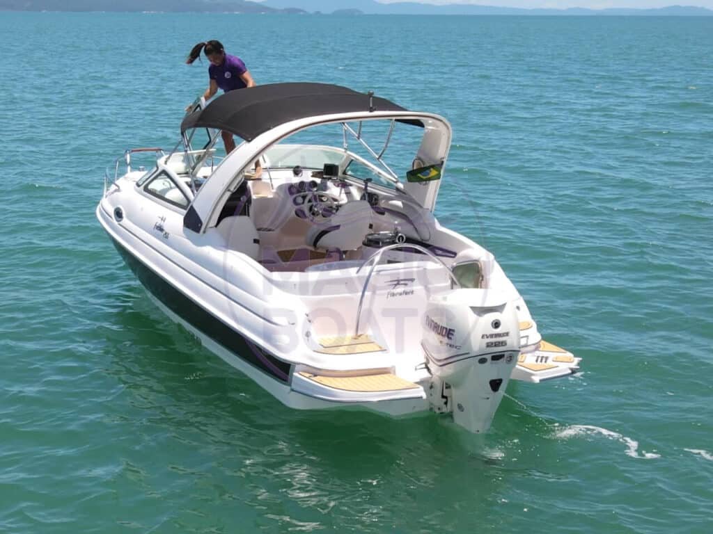 Focker 255 C82 - Magic Boats Aluguel de Lanchas - Aérea Popa BB