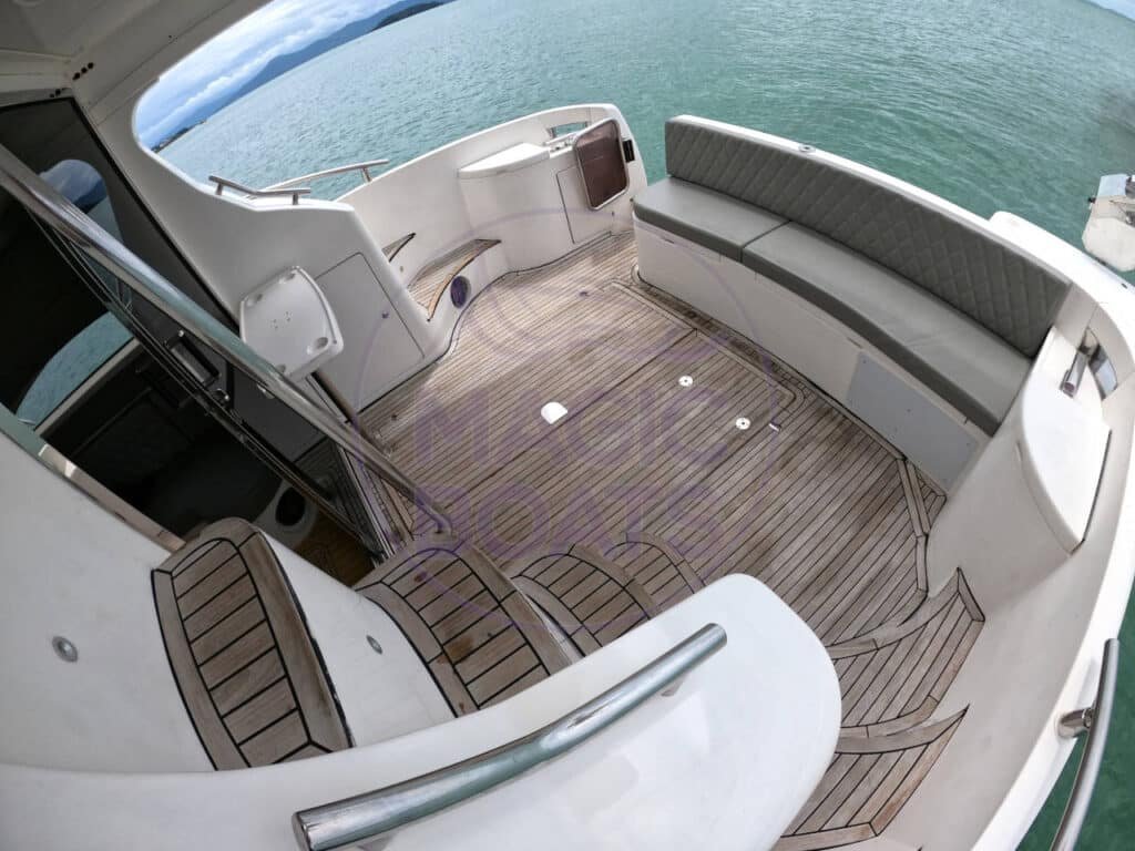 Azimut 380 Full - Magic Boats Aluguel de Lanchas - Aérea Convés