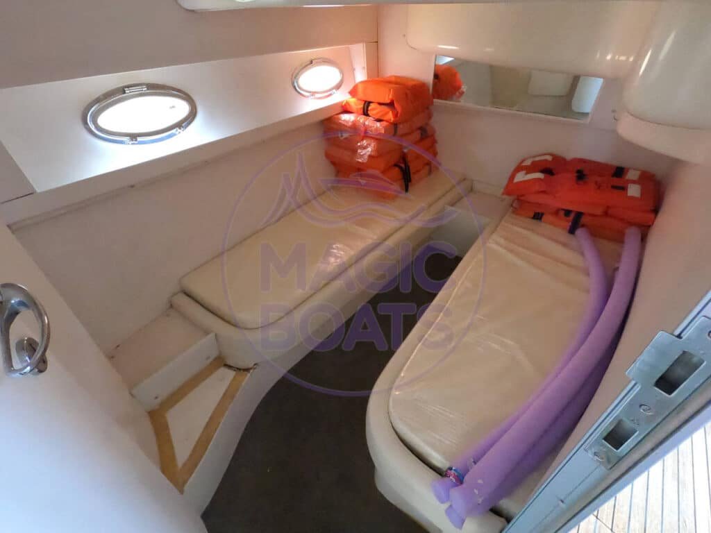 Azimut 380 Full - Magic Boats Aluguel de Lanchas - Quarto