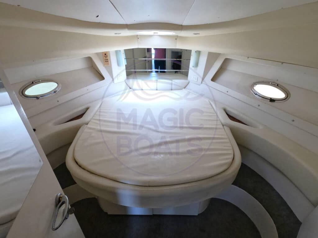 Azimut 380 Full - Magic Boats Aluguel de Lanchas - Suíte Proa