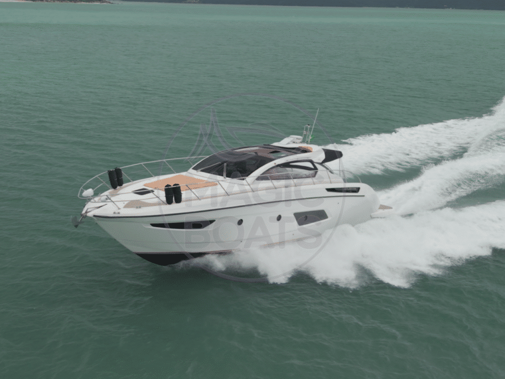 H18 - Azimut Atlantis 48 - Magic Boats Aluguel de Lanchas - Aérea Proa BB (4)