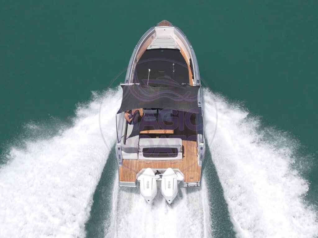 Schaefer V33 A19 - Magic Boats Aluguel de Lanchas - Aérea Popa